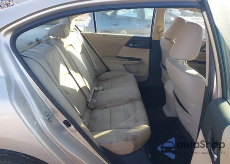 2015 Honda Accord Lx z USA, uszkodzony, nr VIN 1HGCR2F30FA043869